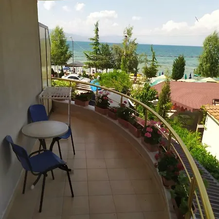 Hotell Saint Marena Tushemisht